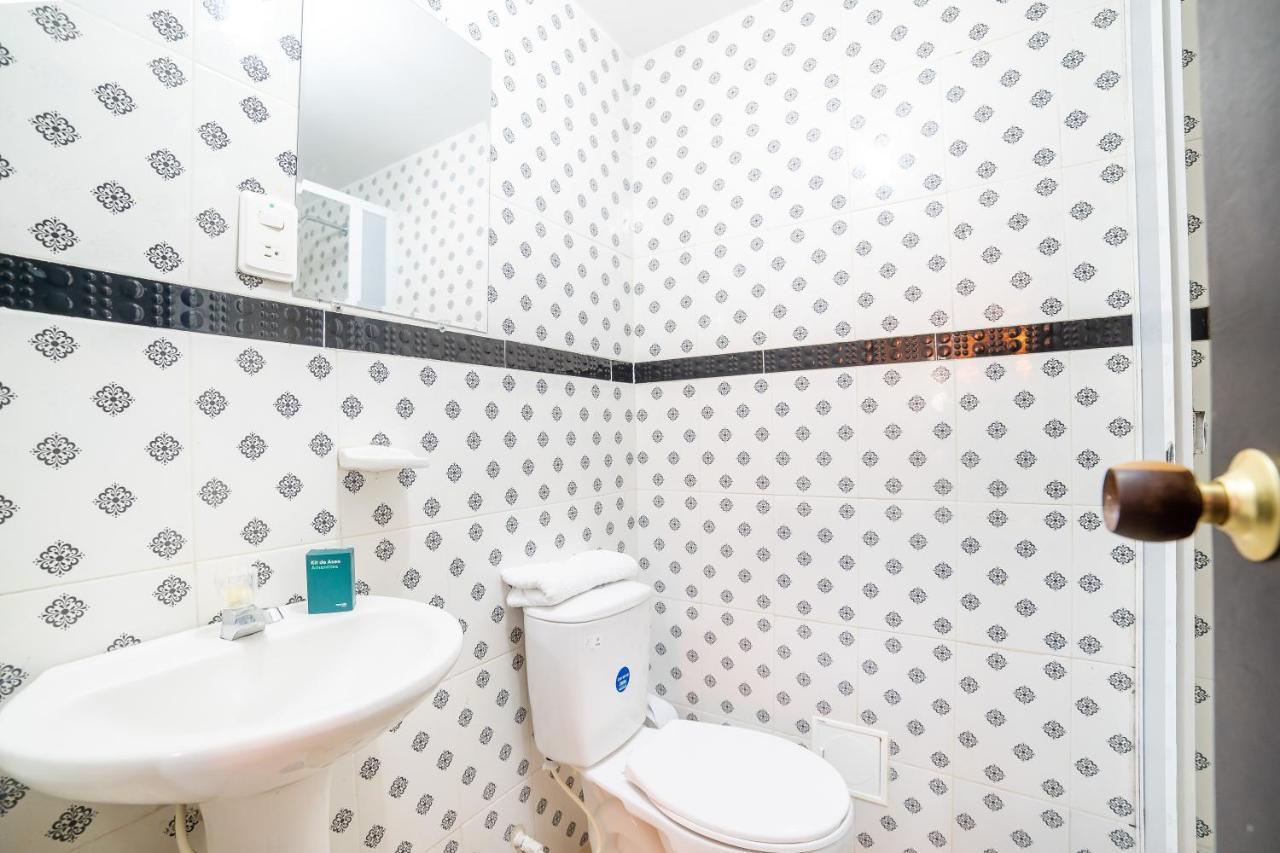 Ayenda Puerta Del Oeste 3*